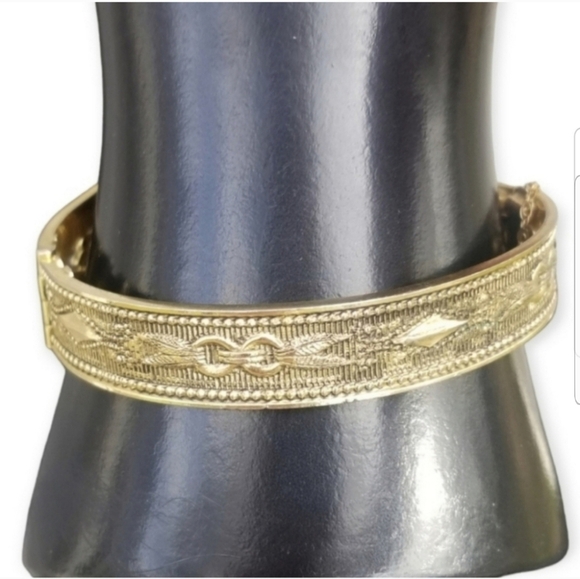 WHITING & DAVIS VINTAGE RARE GOLDTONE & HONEY SHIMMER CABACHON  HINGED BRACELET - Picture 4 of 6